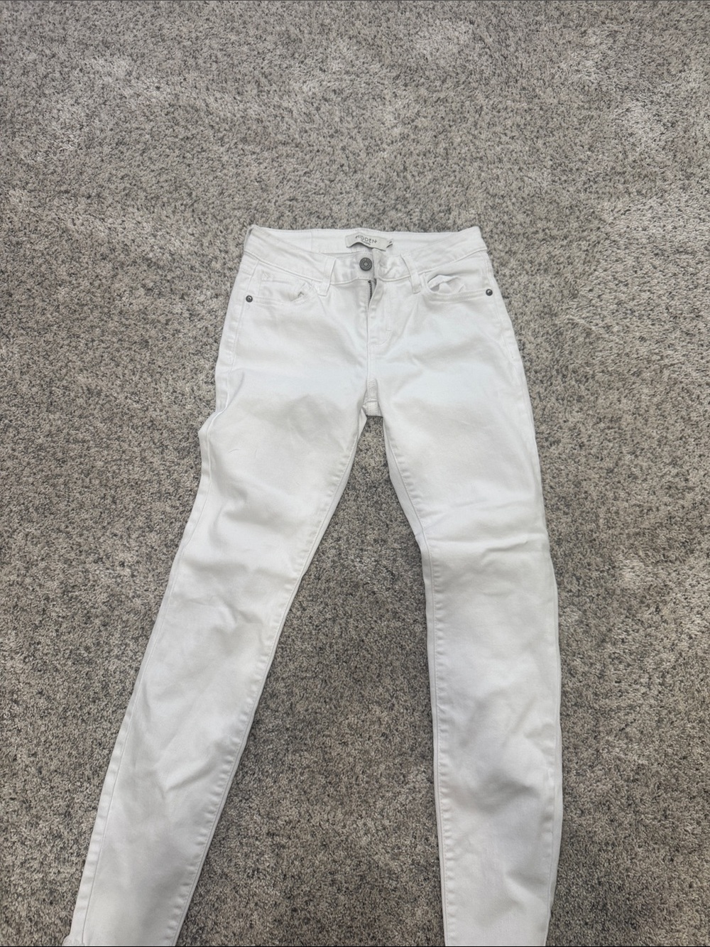 Women’s White Skinny Jeans - Stretch Slim Fit
